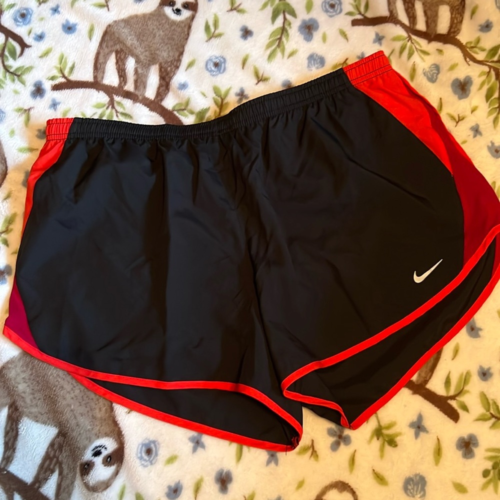 NIKE DRY FIT NWT